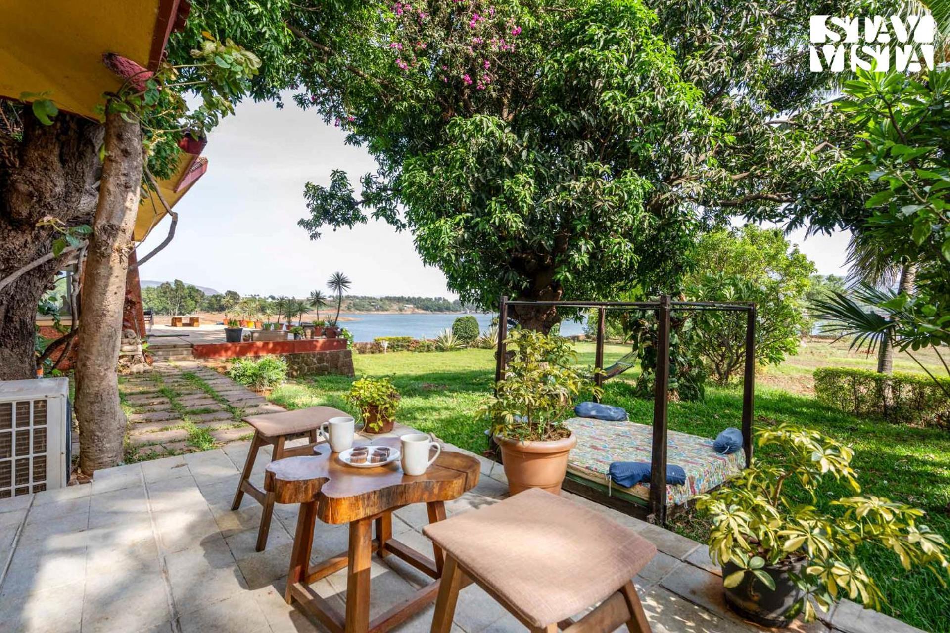 Stayvista At Three Shores With Lake View & Alfresco Dining Khamshet Exterior foto
